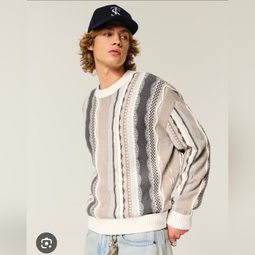 Hollister Men's Patterned Sweater